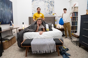 Sumner Blayne, Dom King – Sneaky Showroom Fuck