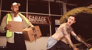 Getting A Lube Job – Rocky Unleashed, Zak Bishop