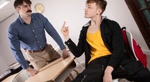 Ezra Mahomes & Seb Leblan – Desk Art