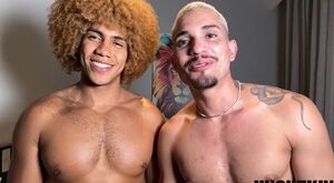 Traindo a namorada com o macho no motel