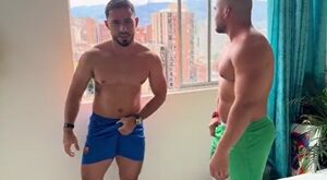 Falou que era hétero mas quando viu minha bunda comeu