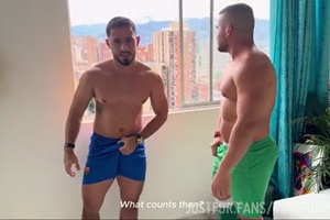 Falou que era hétero mas quando viu minha bunda comeu