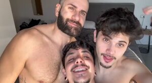 Jordan Neo, Wolf Rayet e OnlyManu - Trio fudendo no apartamento