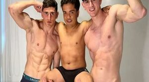 Kito Shelby & Emanuel Paz fucks Morbidwarf