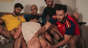 Suruba com o time de futebol
