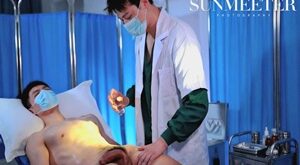Exame médico com sexo